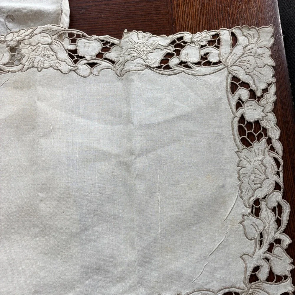 Vintage Cream Embroidered Linen Tablecloth + Table Runner Cutwork Lace  59x48